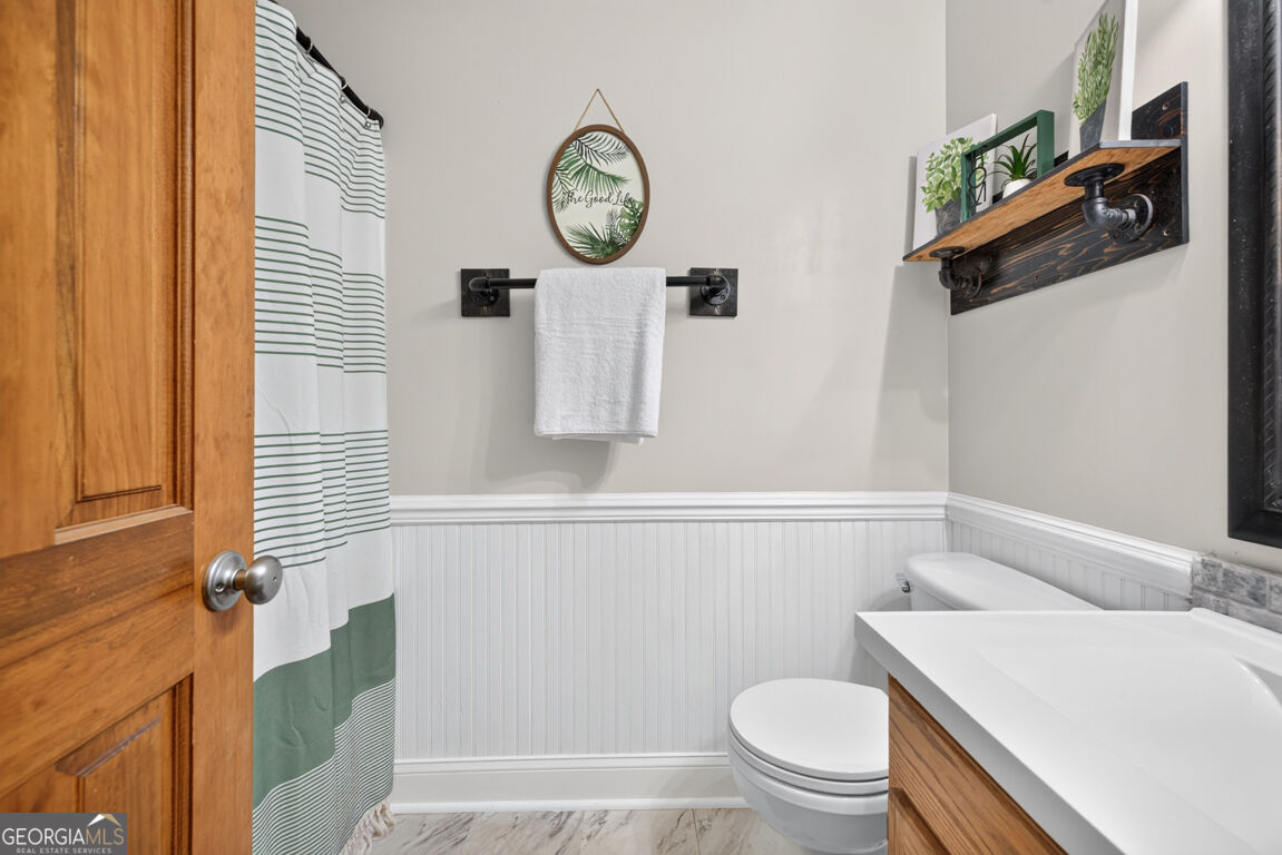 1041 Matthews Way Property Photo 36