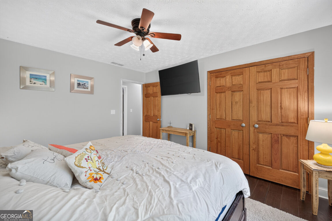1041 Matthews Way Property Photo 40