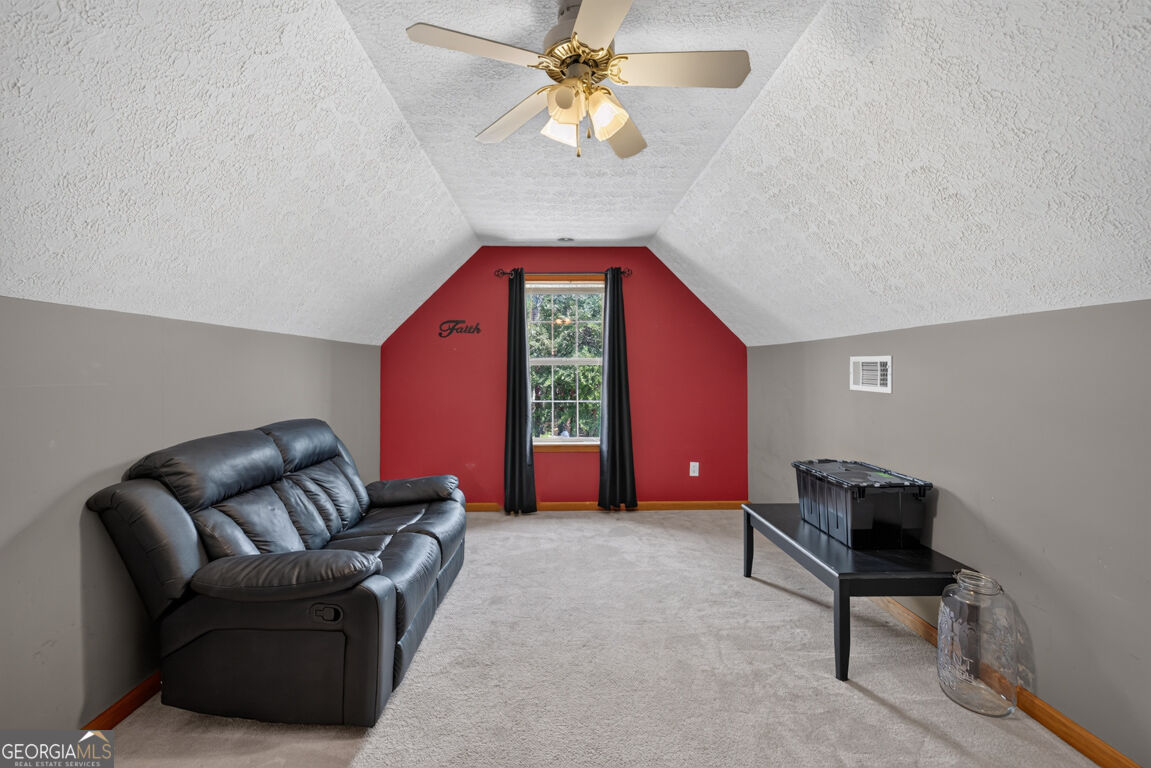 1041 Matthews Way Property Photo 41
