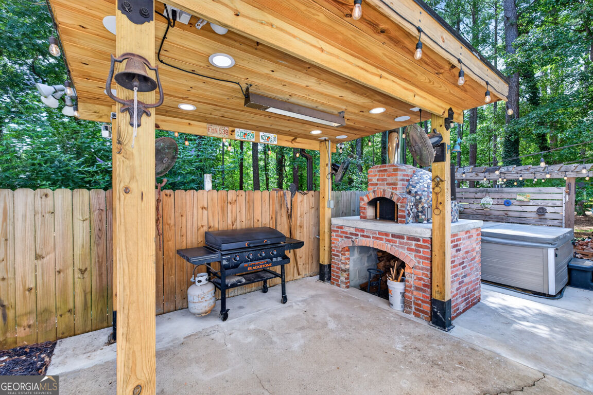 1041 Matthews Way Property Photo 46
