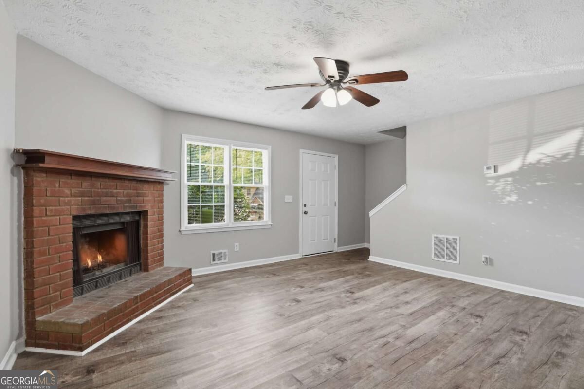 5342 Ridgemere Court Property Photo 9