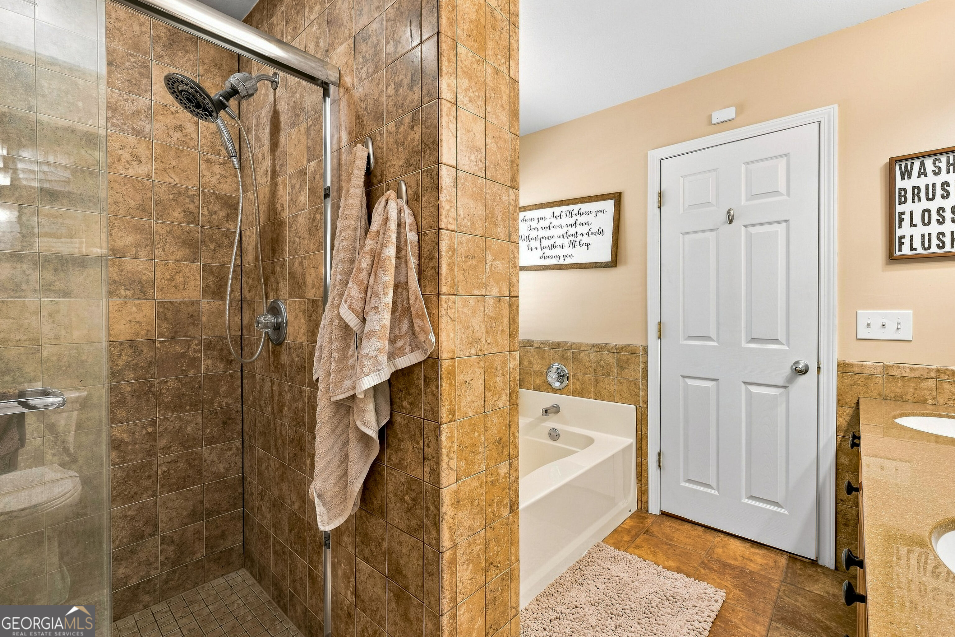 5863 Bay View Drive Property Photo 24