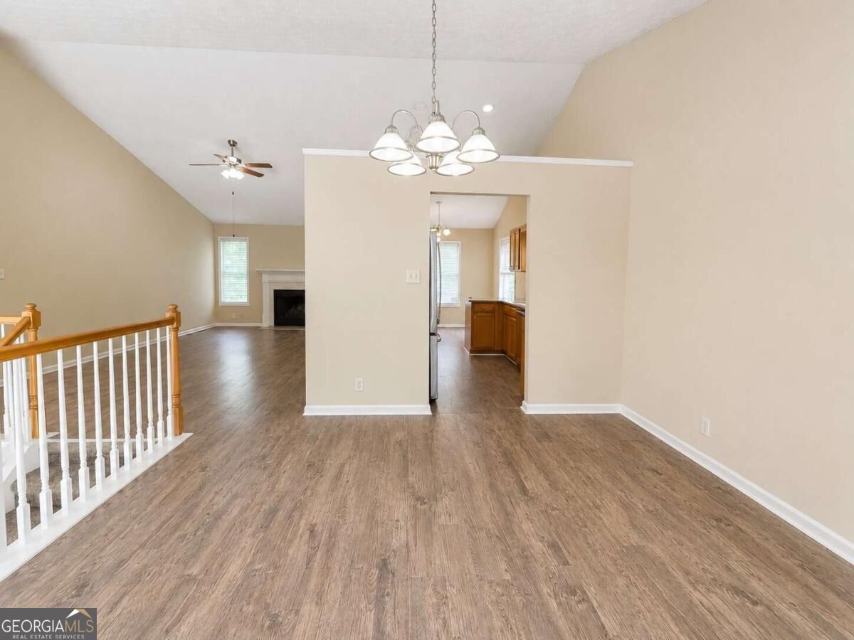 2095 Oakpointe Court Property Photo 9