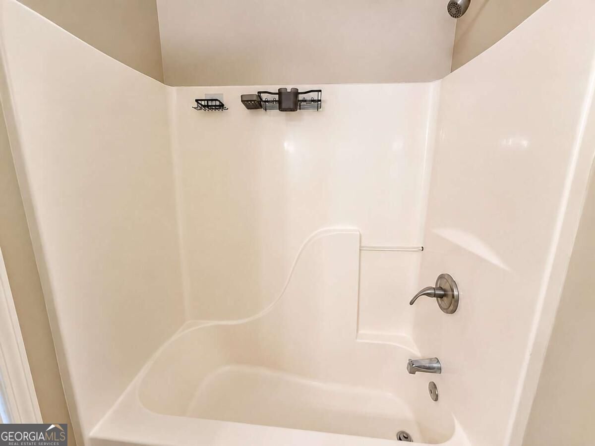 2095 Oakpointe Court Property Photo 20