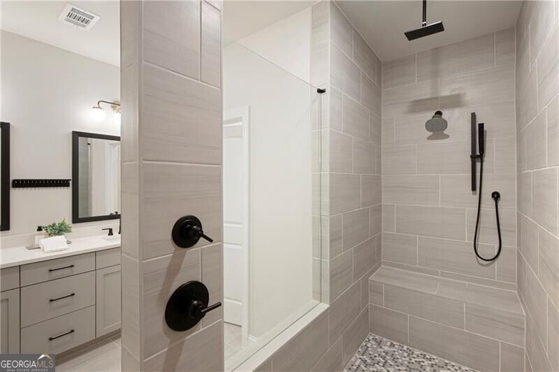 136 Everley Walk Property Photo 27