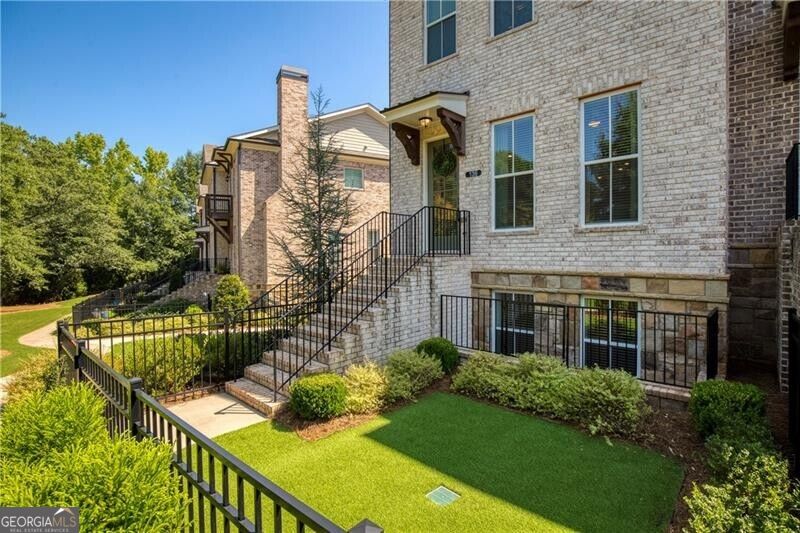 136 Everley Walk Property Photo 45