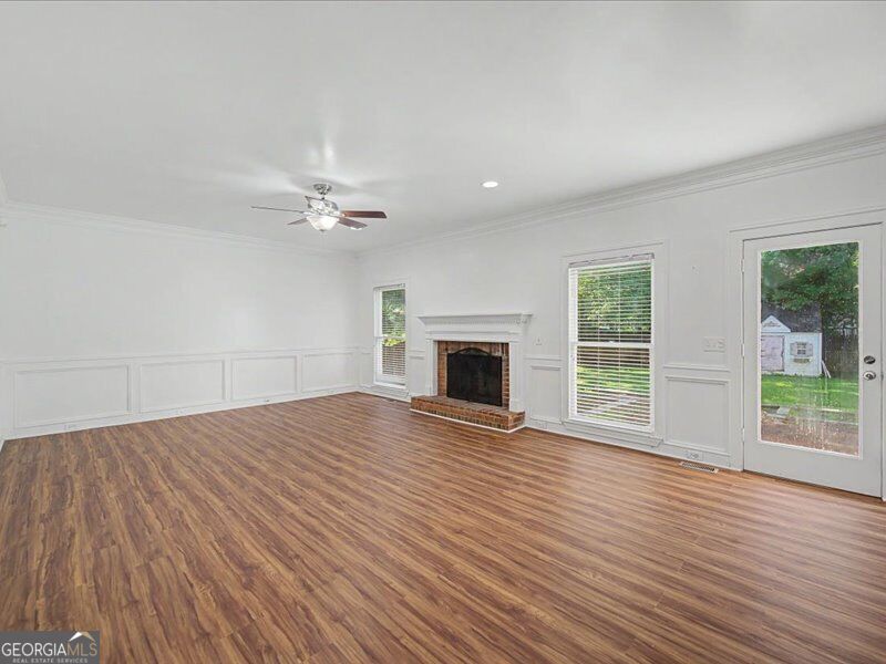 2007 Sheffield Place Property Photo 7