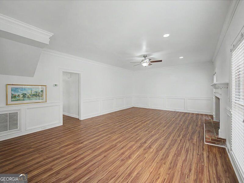 2007 Sheffield Place Property Photo 9