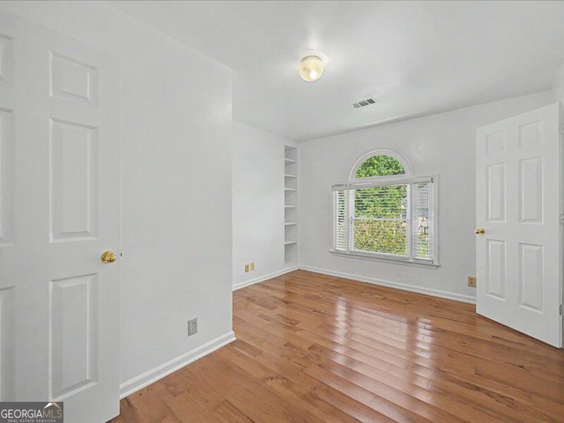2007 Sheffield Place Property Photo 31