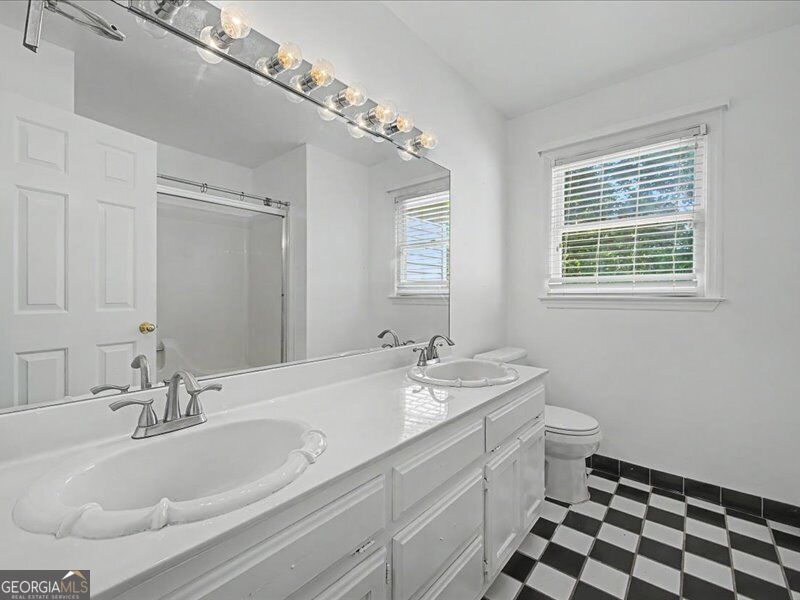 2007 Sheffield Place Property Photo 39