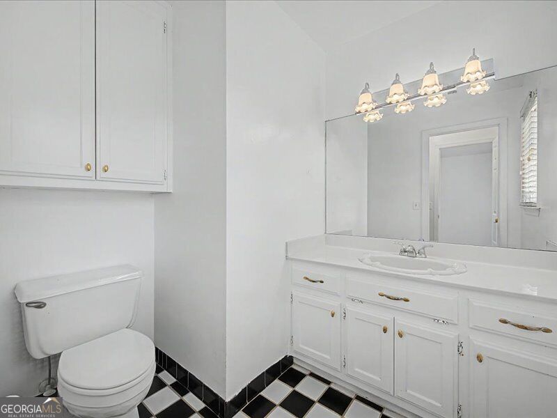 2007 Sheffield Place Property Photo 43