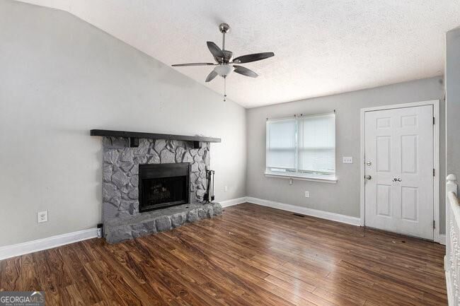 8955 Ochil Lane Property Photo 8