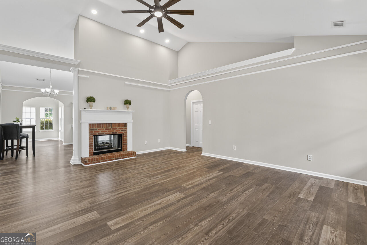 611 Brookwater Drive Property Photo 11