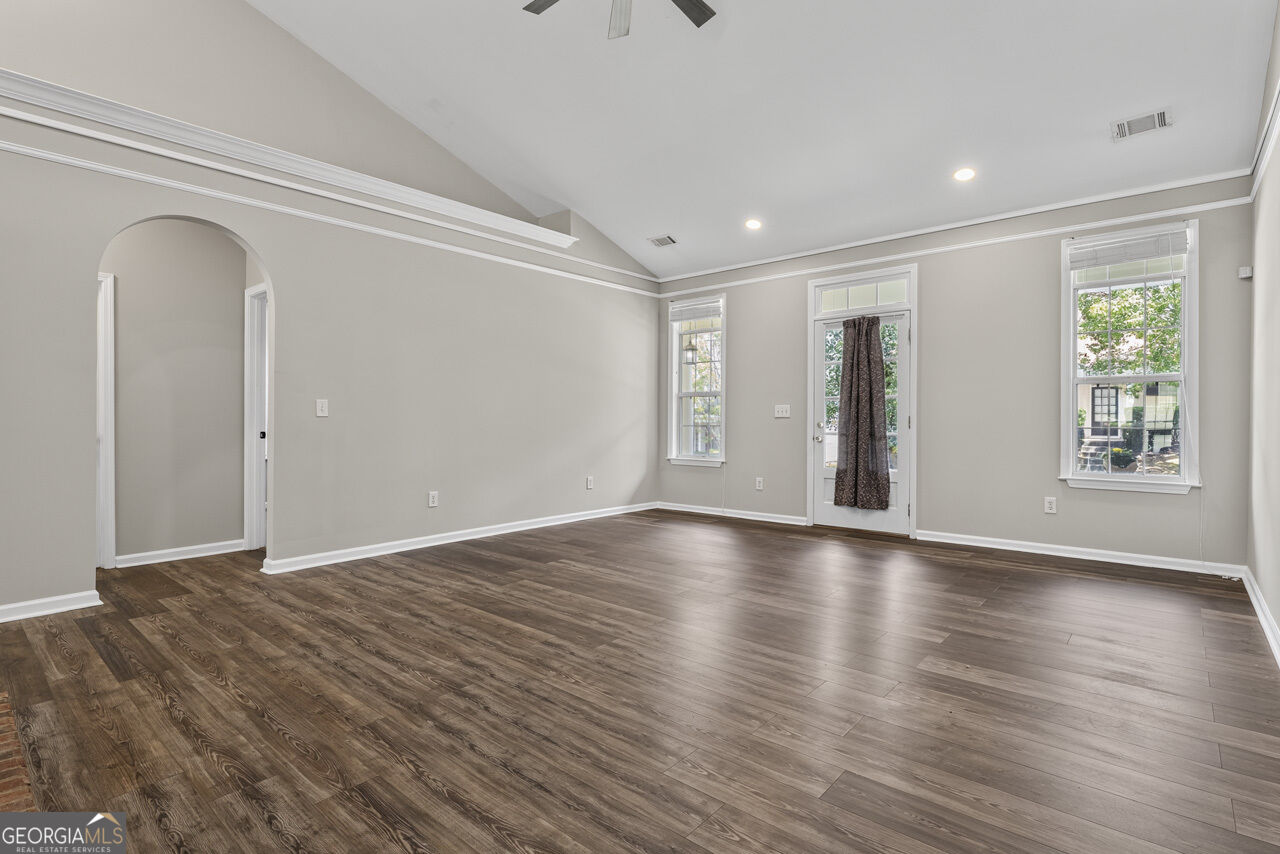 611 Brookwater Drive Property Photo 12