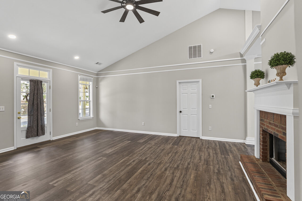 611 Brookwater Drive Property Photo 13