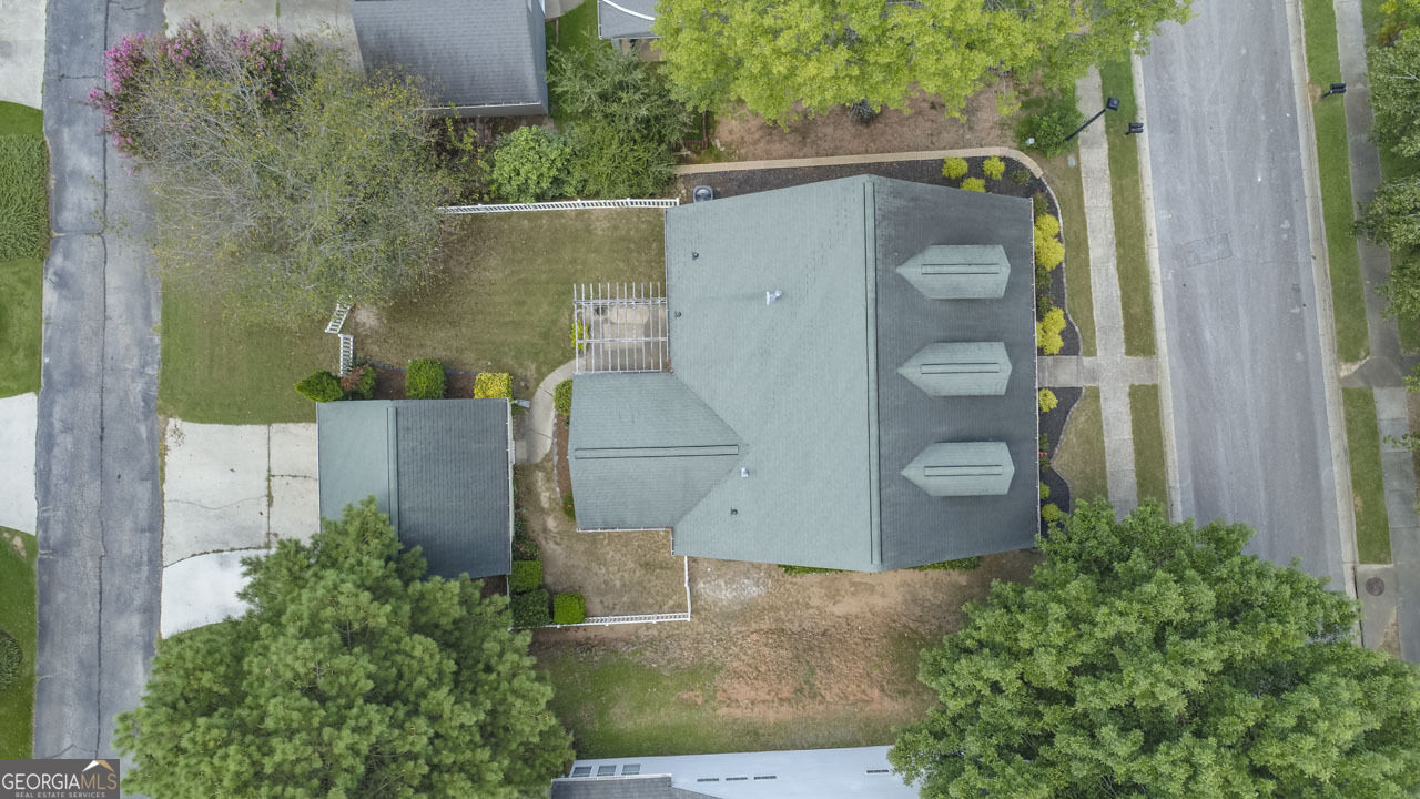 611 Brookwater Drive Property Photo 37