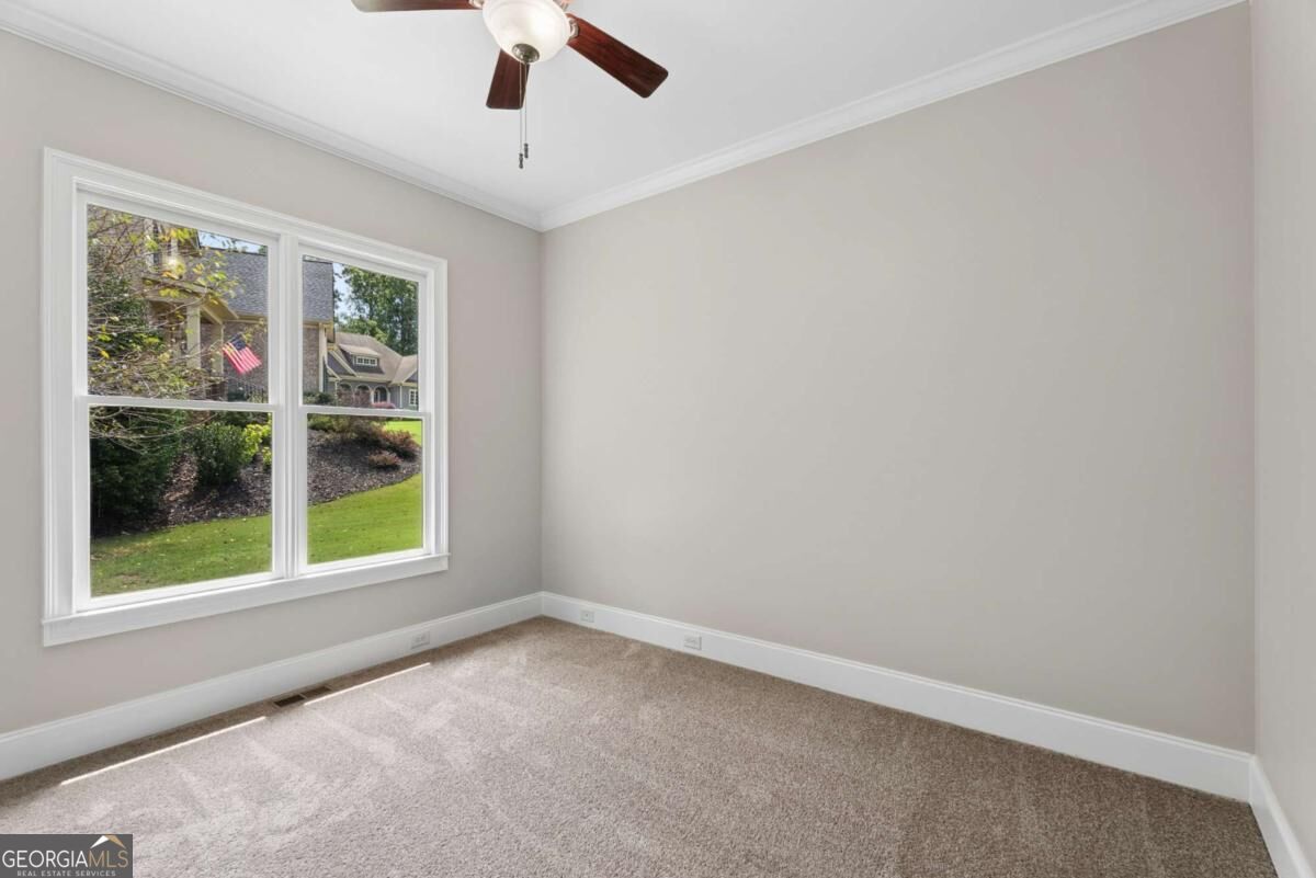 221 Falling Water Way Property Photo 33