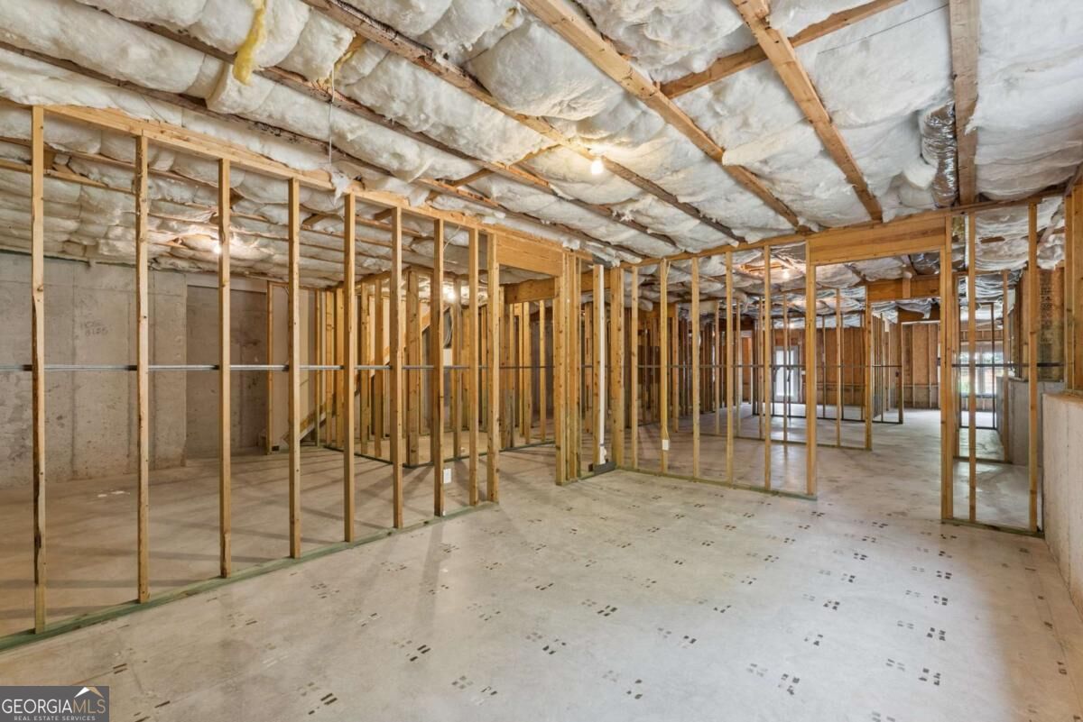221 Falling Water Way Property Photo 50