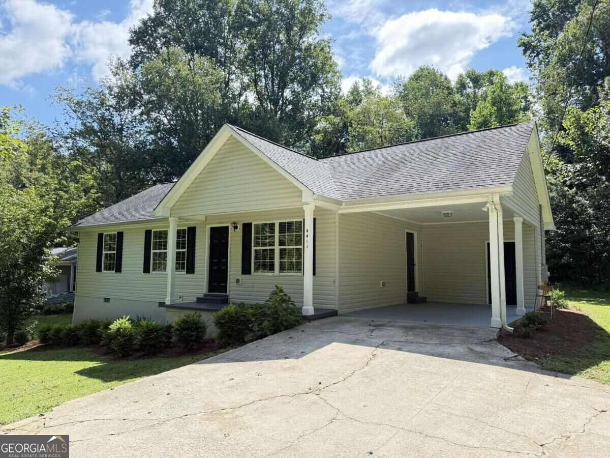 4411 Whitmire Circle Property Photo 1