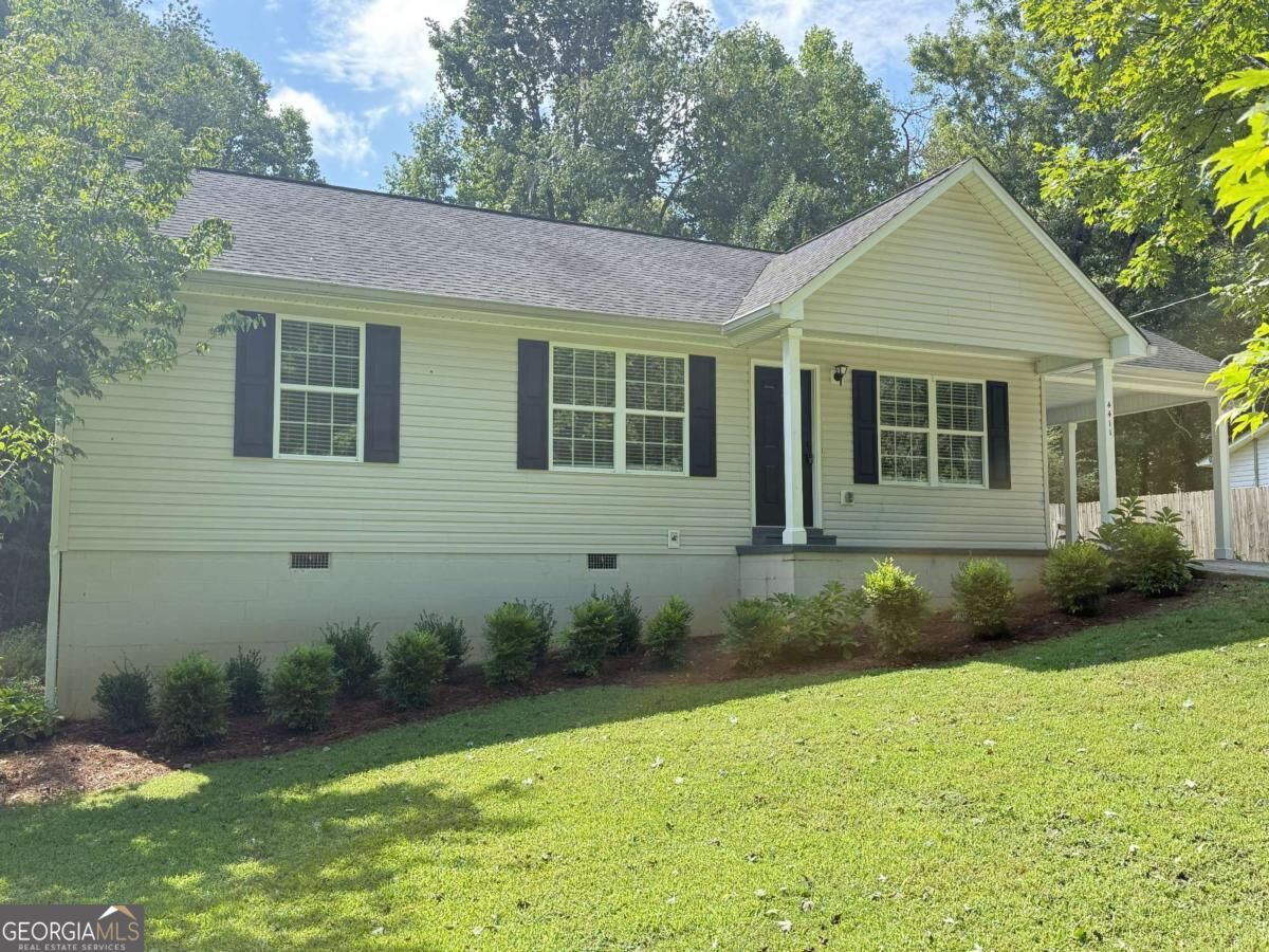 4411 Whitmire Circle Property Photo 2
