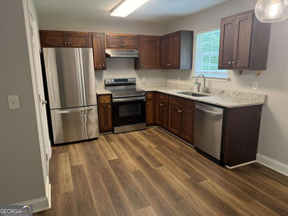 4411 Whitmire Circle Property Photo 10