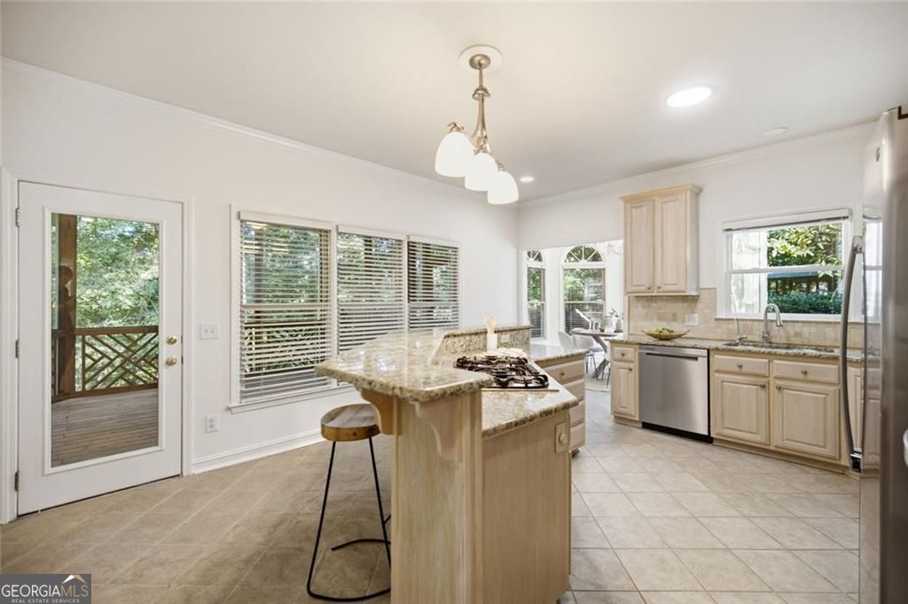 865 Dockbridge Way Property Photo 15