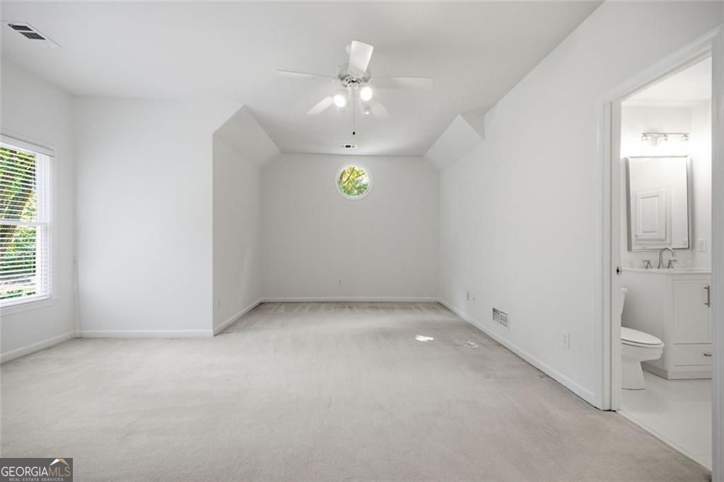 865 Dockbridge Way Property Photo 34