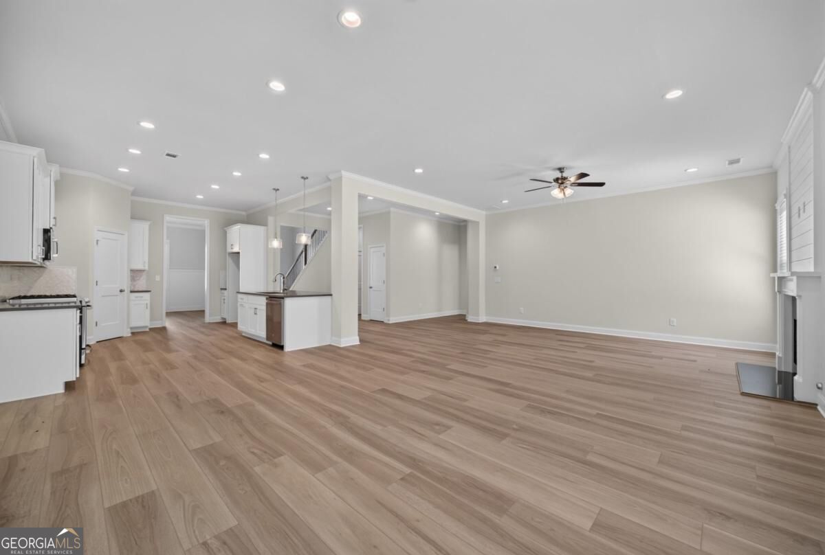 887 Bessie Court Property Photo 24