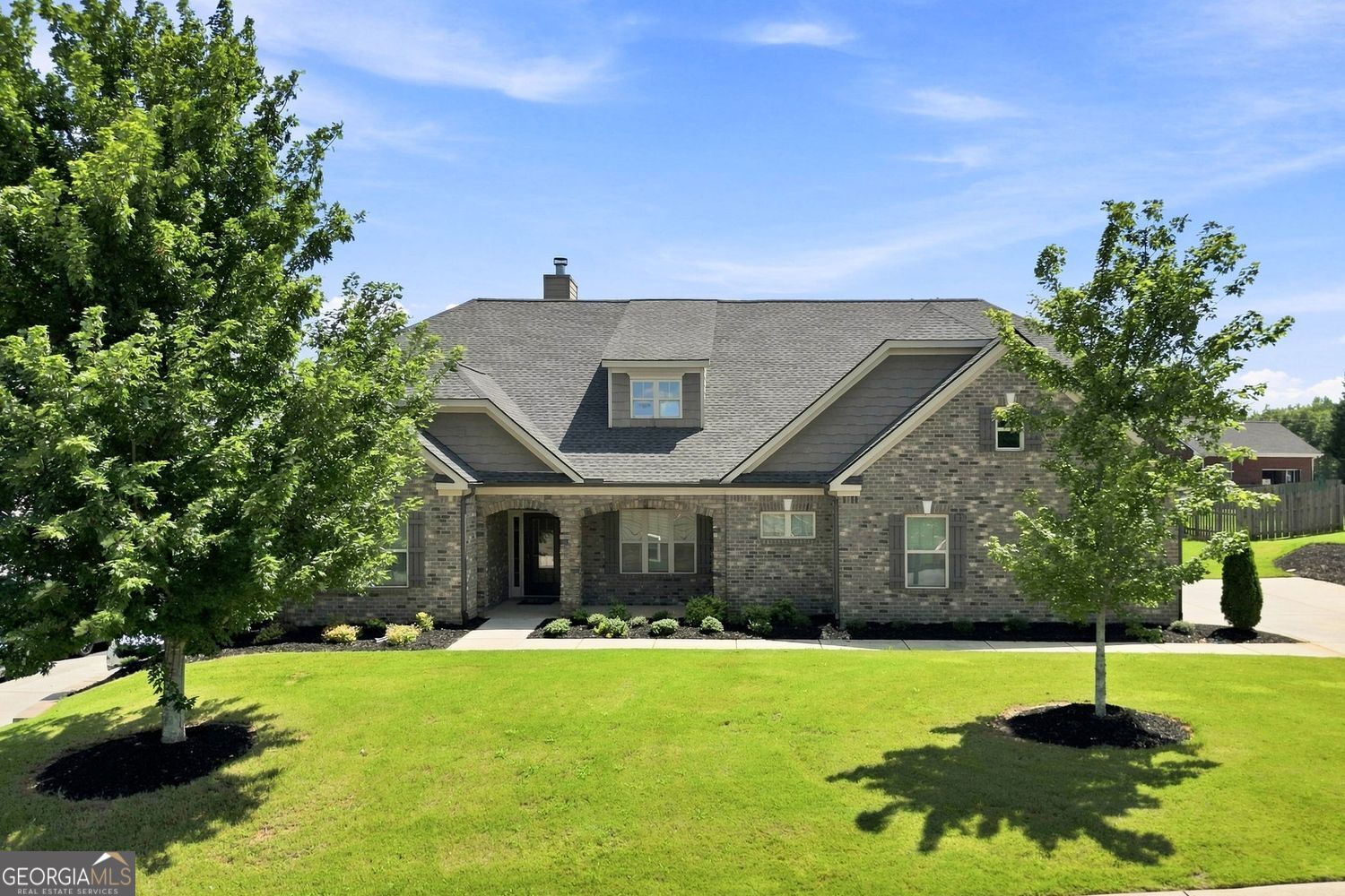 6130 Arlington Circle Property Photo 1
