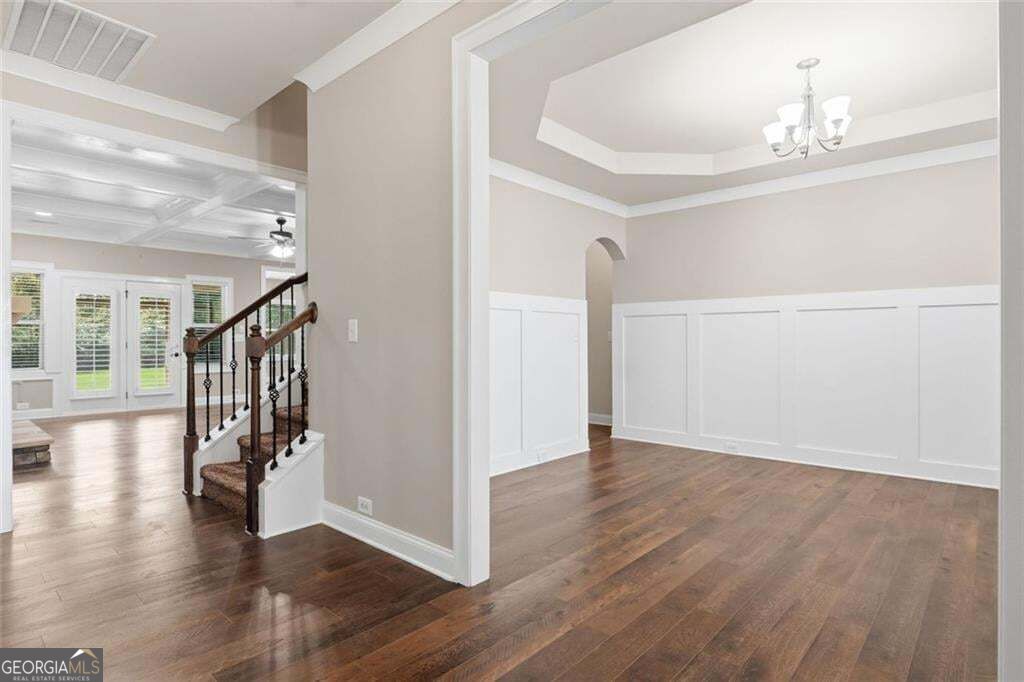 6130 Arlington Circle Property Photo 6
