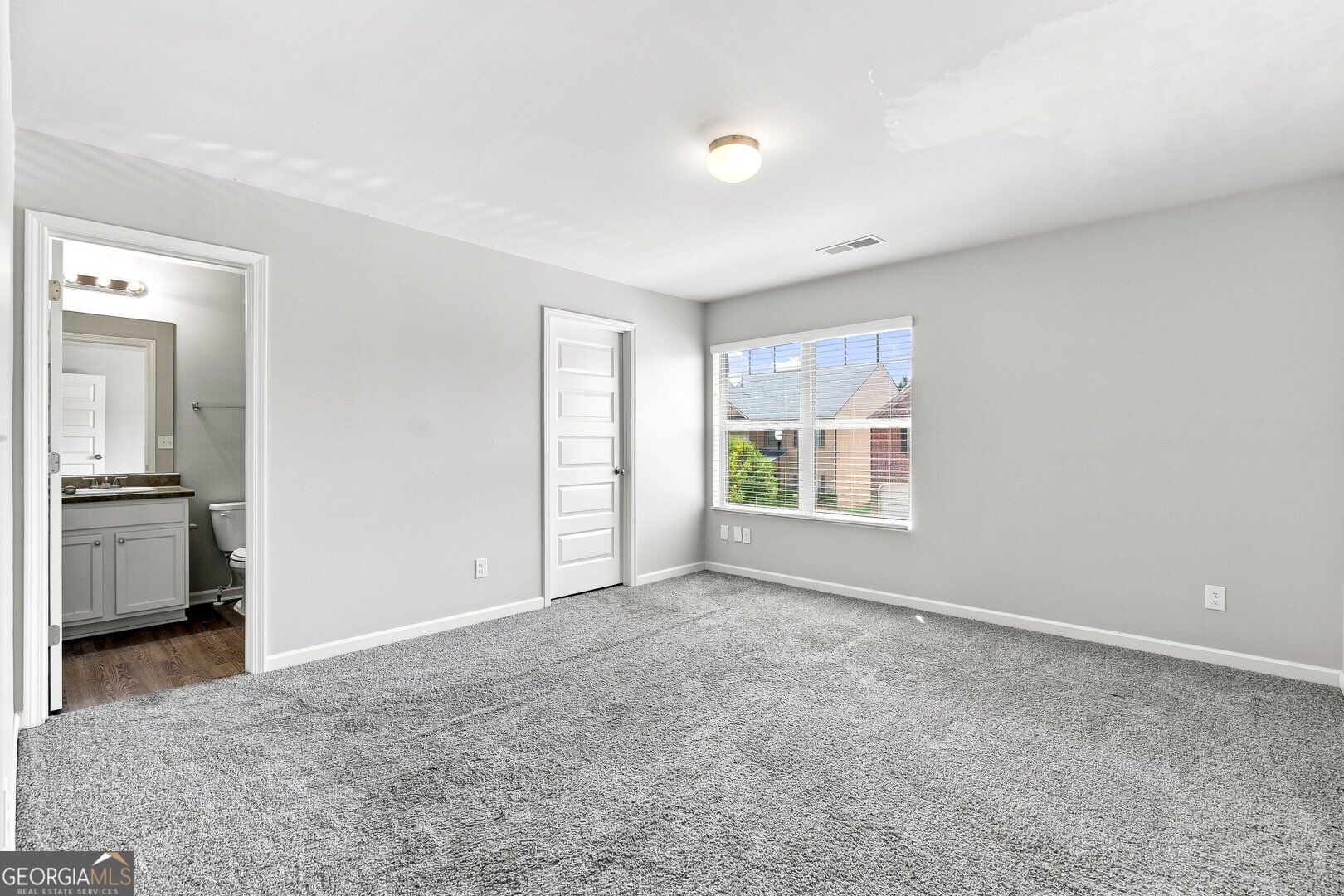 620 Emporia Loop Property Photo 17