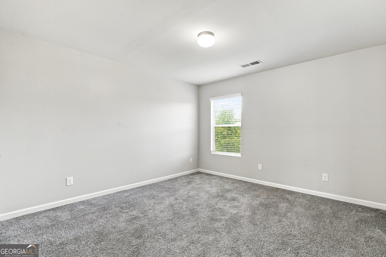 620 Emporia Loop Property Photo 21