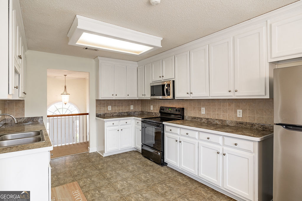871 Jefferson Walk Circle Property Photo 11
