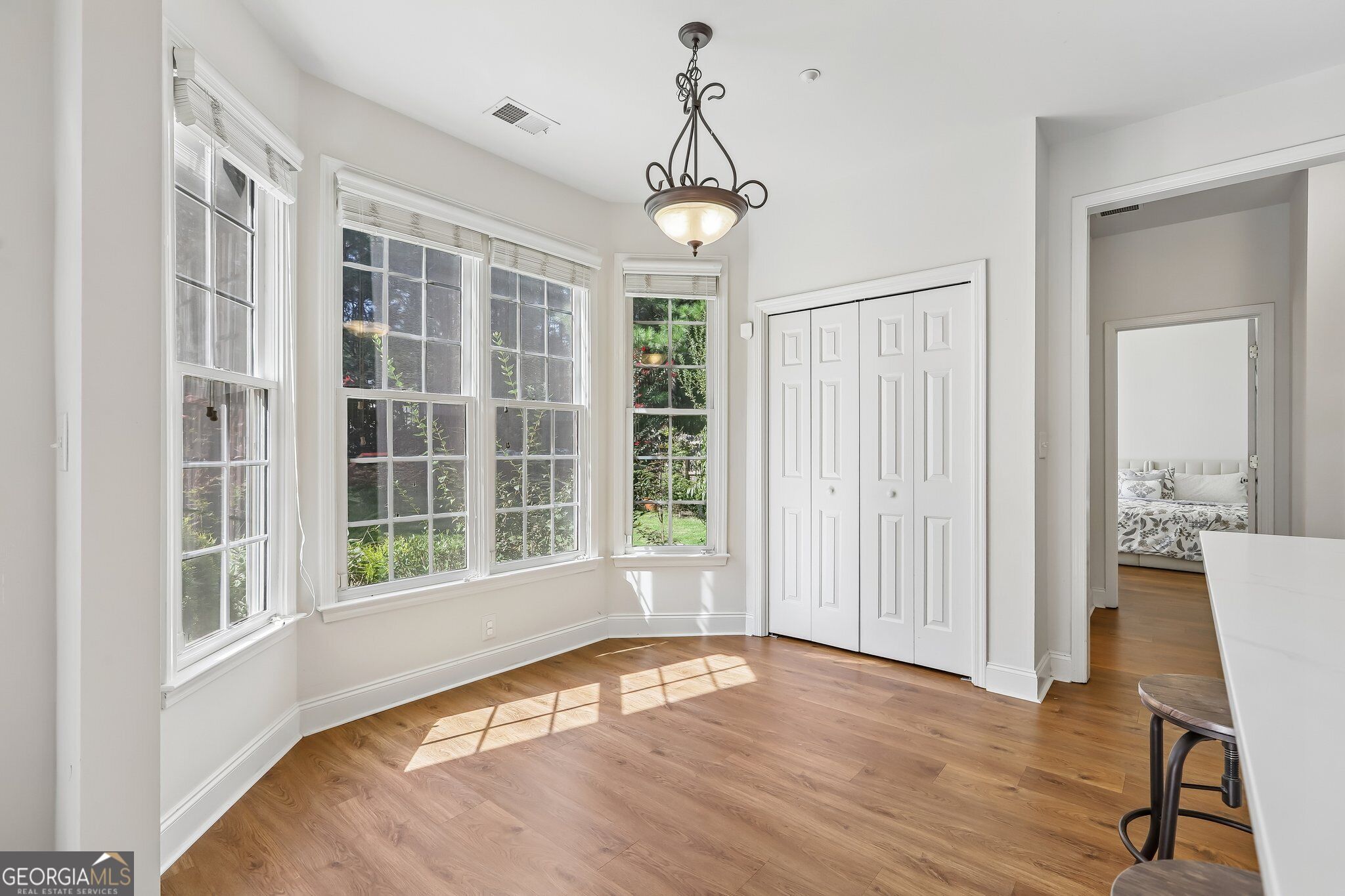 673 Maple Grove Way Property Photo 8