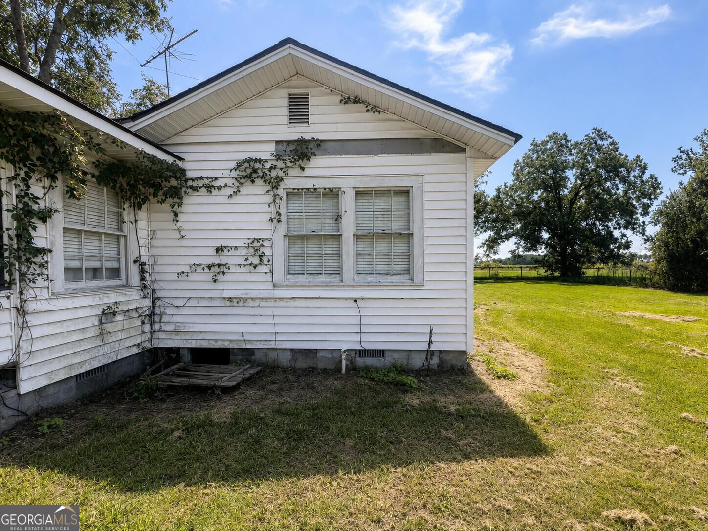 162 Brookfield Lenox Road Property Photo 6