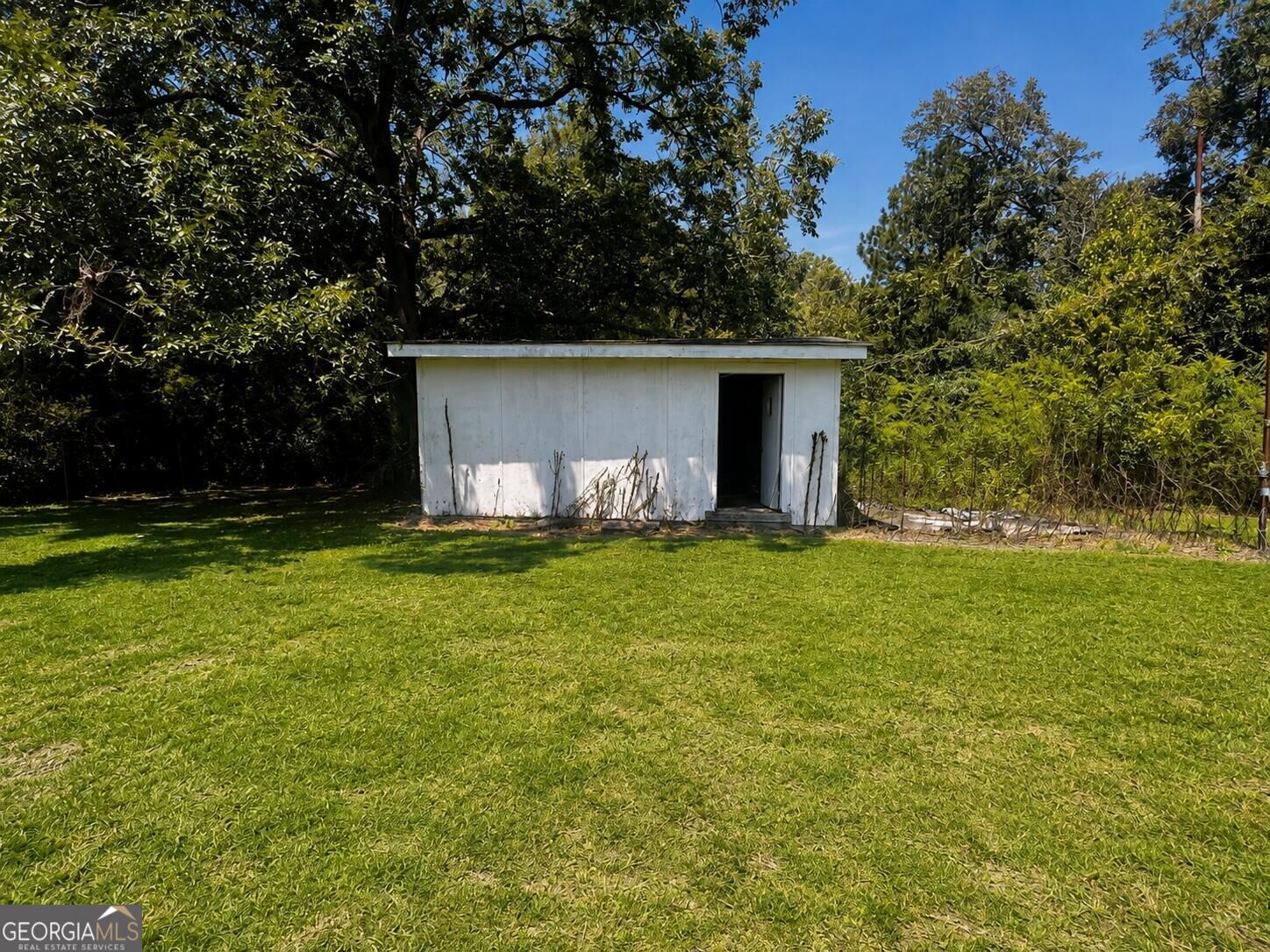 162 Brookfield Lenox Road Property Photo 9