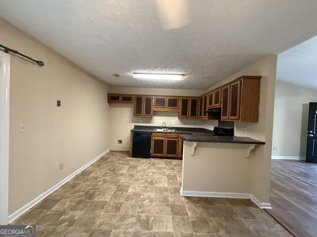 206 Lisa Court Property Photo 4