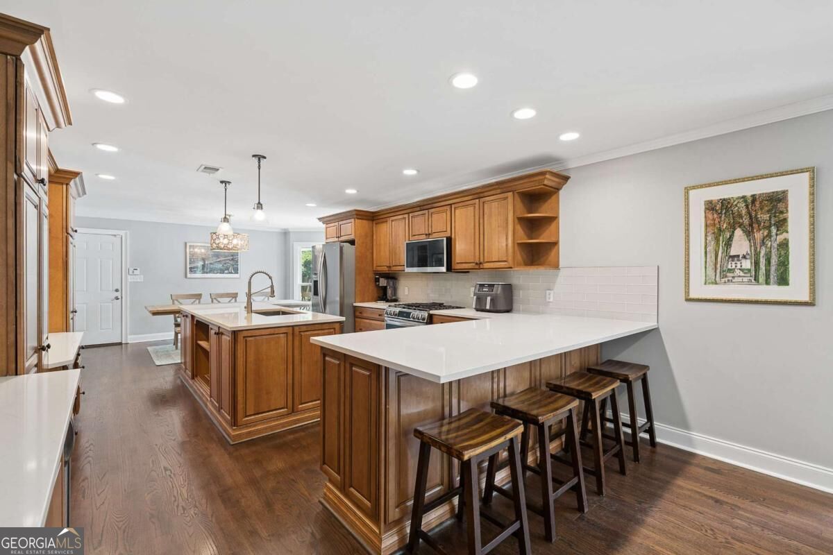 5558 Naylor Court Property Photo 14