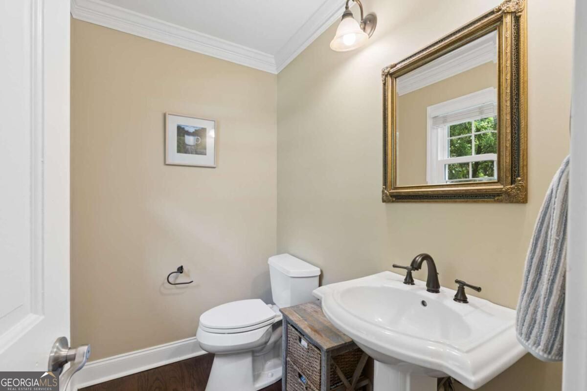 5558 Naylor Court Property Photo 21