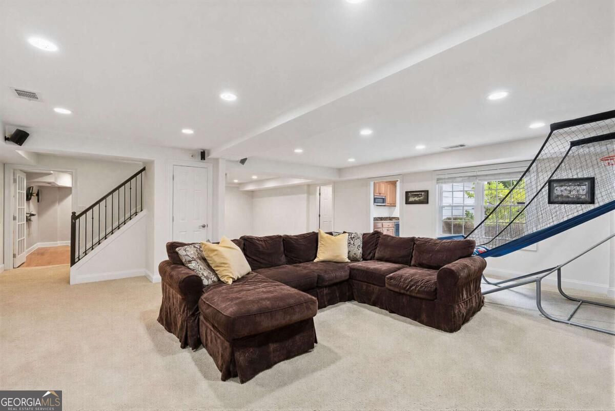 5558 Naylor Court Property Photo 36