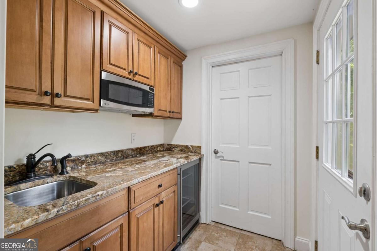 5558 Naylor Court Property Photo 39