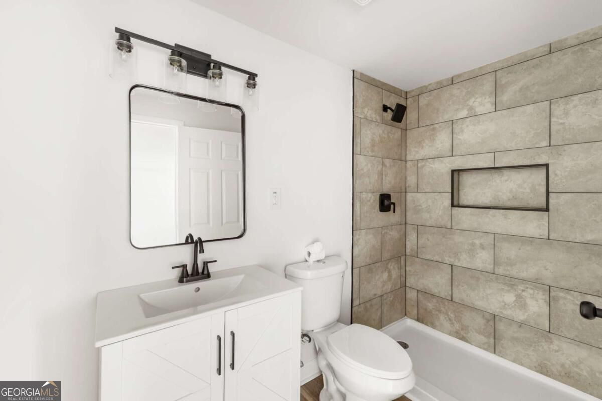 8859 Thomas Road Property Photo 38