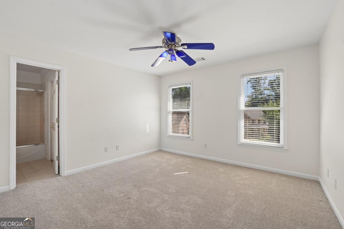 100 Harmony Point Cove Property Photo 28
