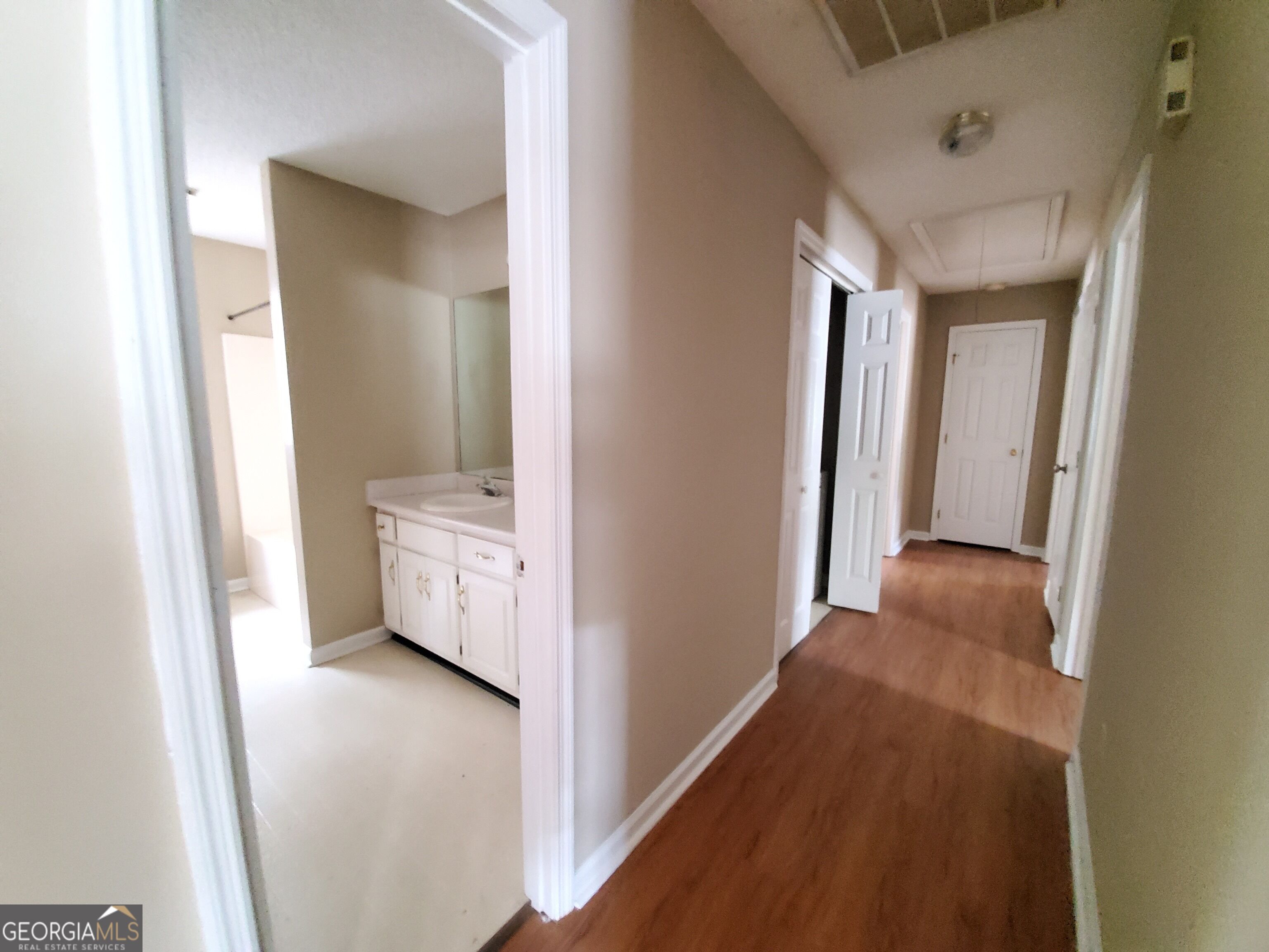 403 Wendwood Court Property Photo 4