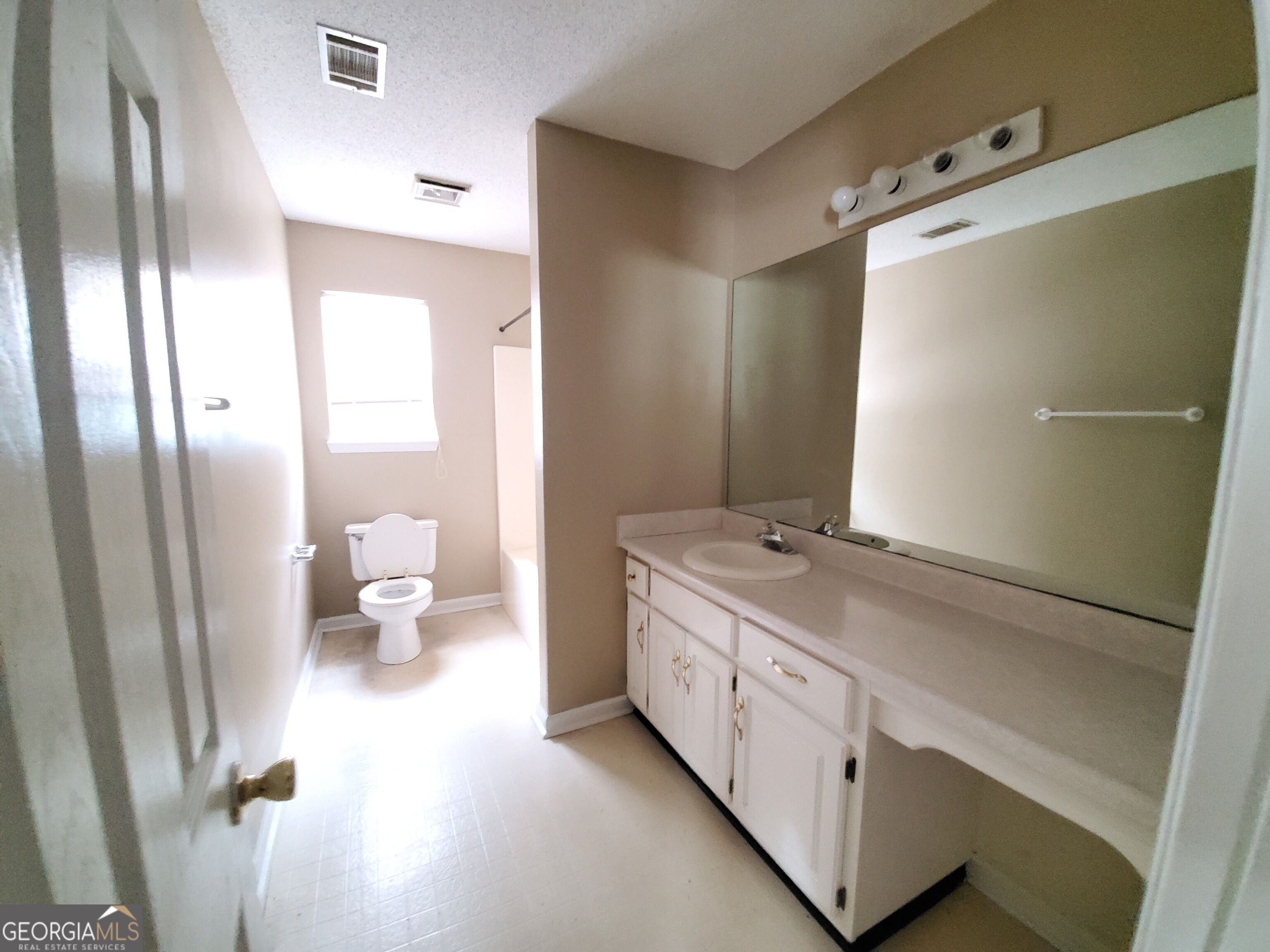 403 Wendwood Court Property Photo 6