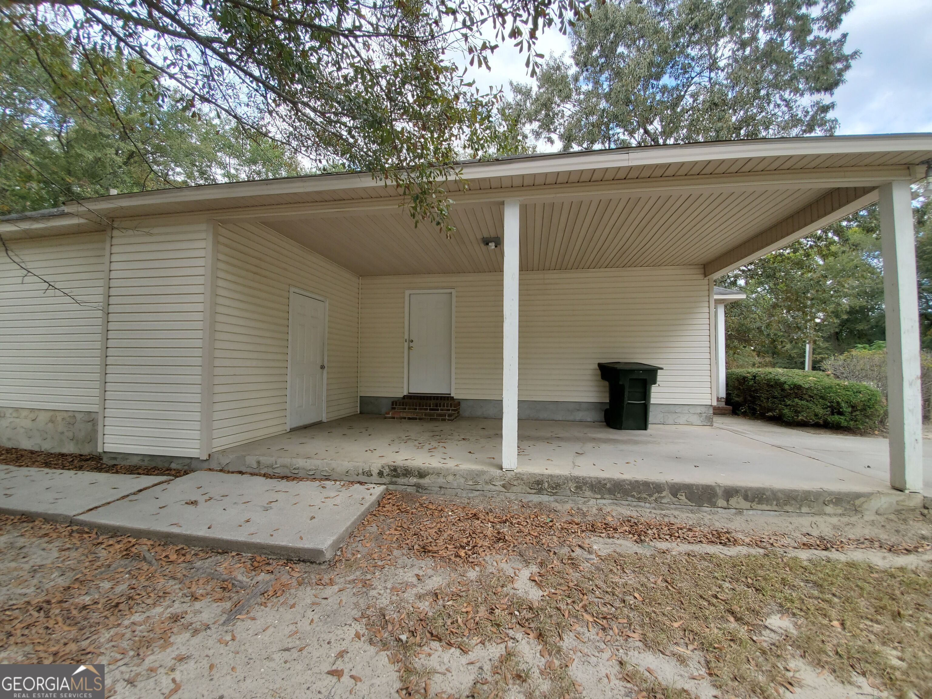 403 Wendwood Court Property Photo 8