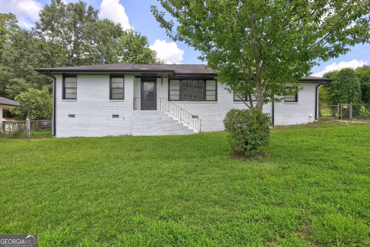 970 Oglethorpe Avenue Property Photo 1