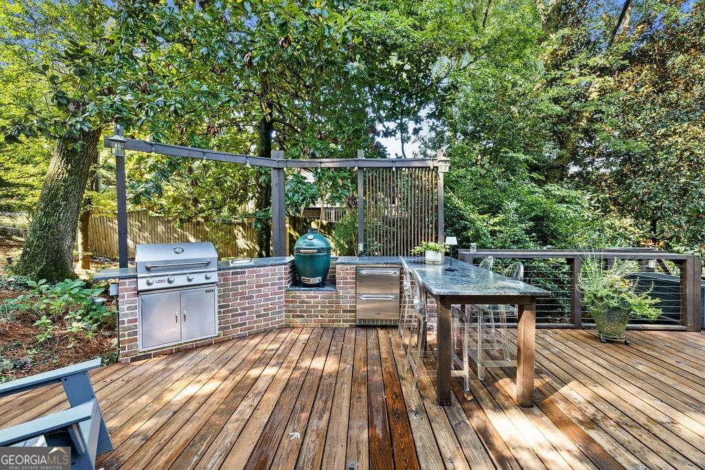 1826 Forest Springs Court Property Photo 16