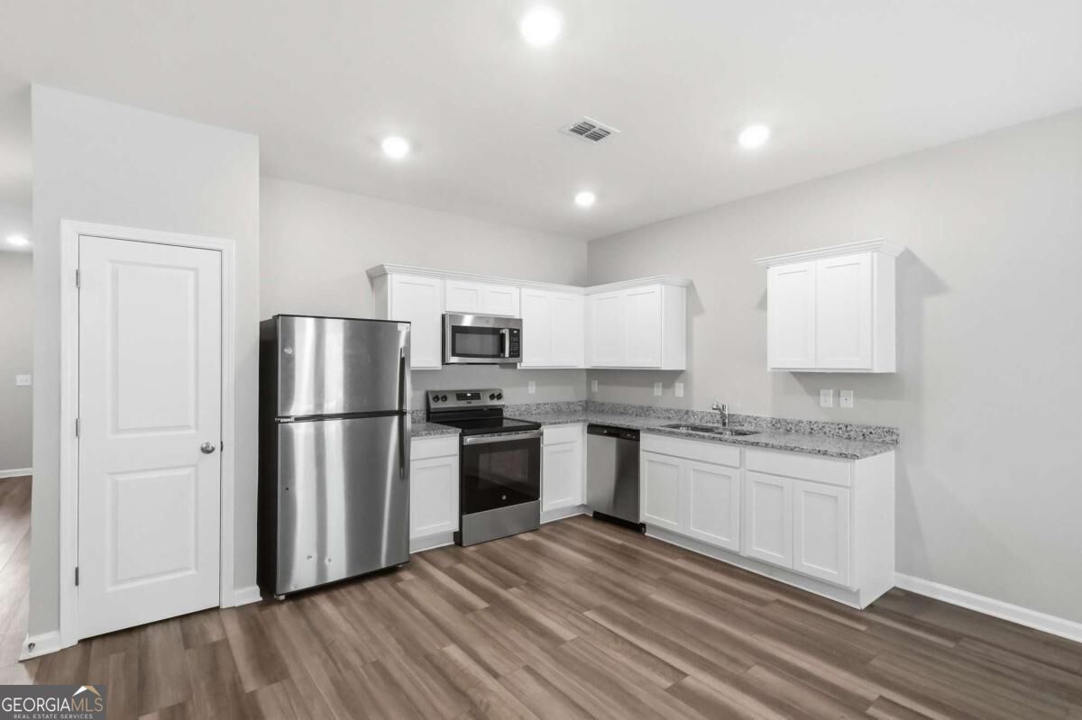 2554 Coventry Street Sw Property Photo 6