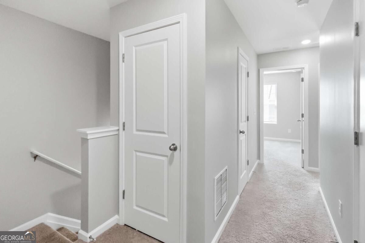 2554 Coventry Street Sw Property Photo 8